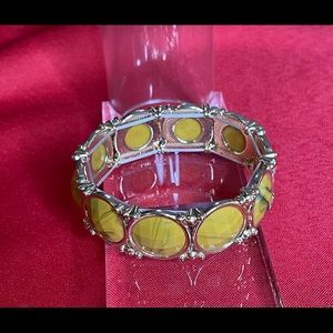 Yellow Faceted Stone Stretch Bracelet.